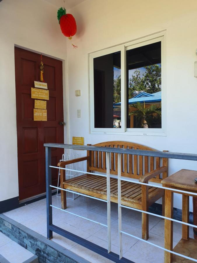L & M Hearthstones Lodge Oslob Exterior foto