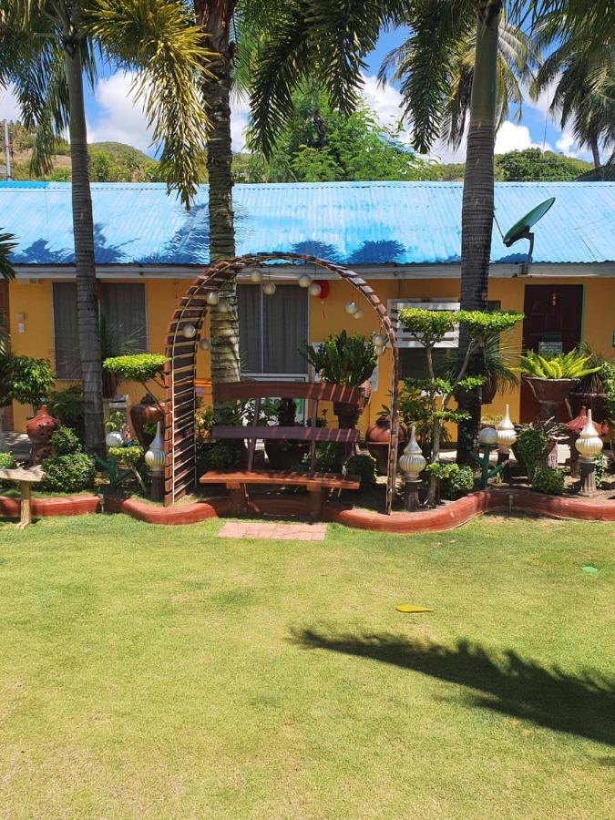 L & M Hearthstones Lodge Oslob Exterior foto