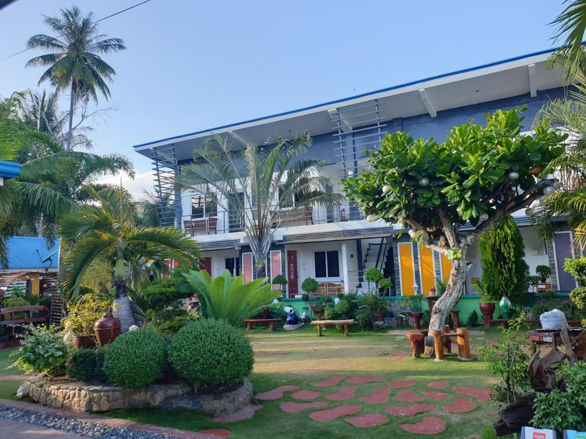 L & M Hearthstones Lodge Oslob Exterior foto